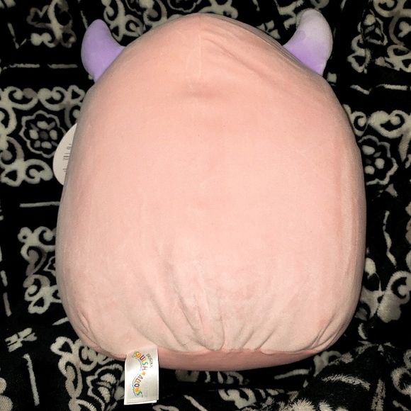 SquishmallowS 11" Ronalda The Yeti Kellytoy NWT 2023 hard To Find violinist - Picture 3 of 10